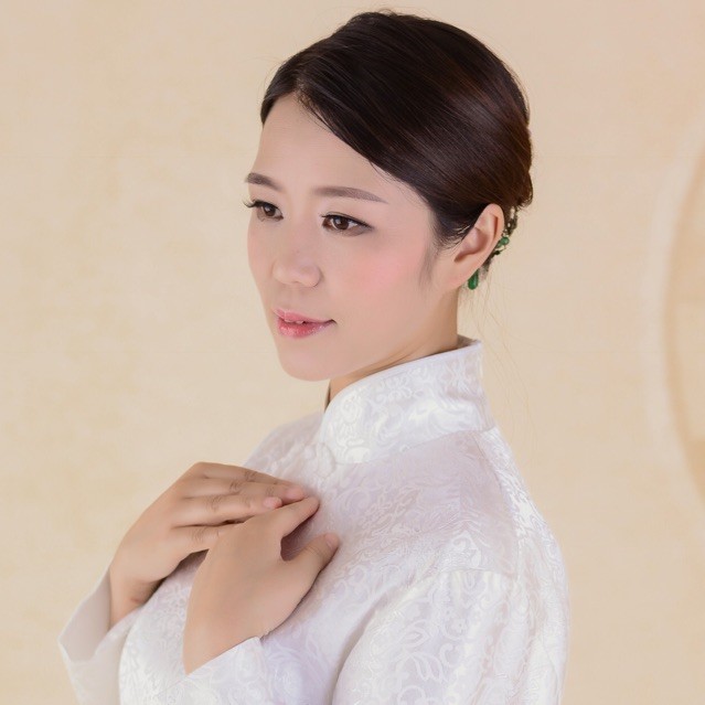1309033 手表姐姐