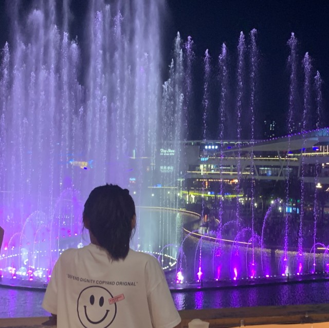 132705 榆荚自芳菲