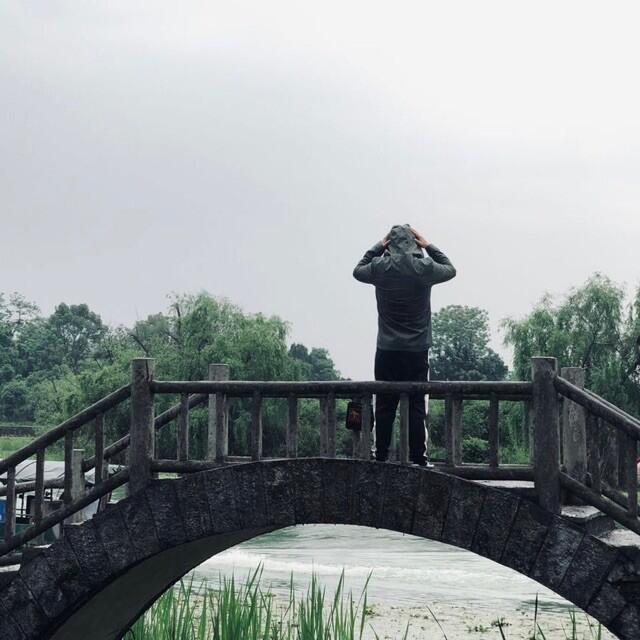 1327265 醉酒青牛