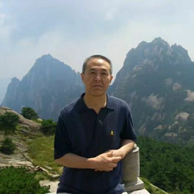 1327861 平而凡