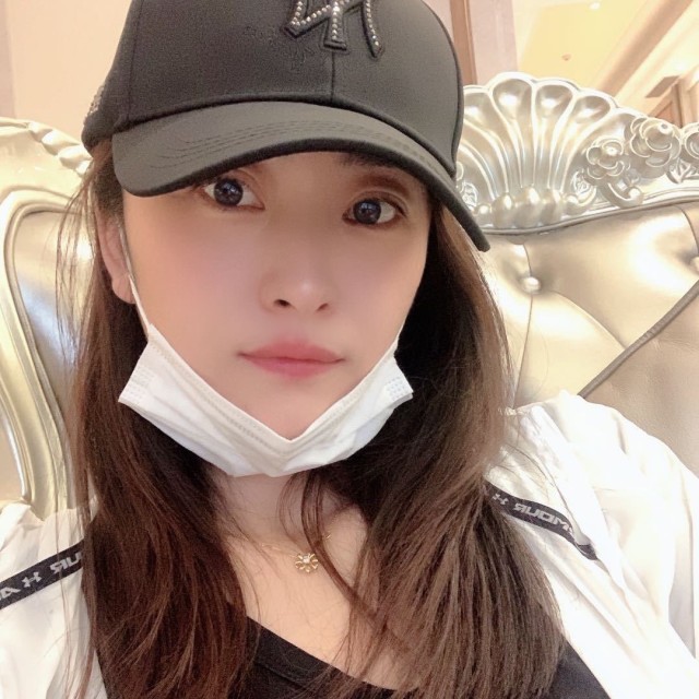 1334879 丽主儿