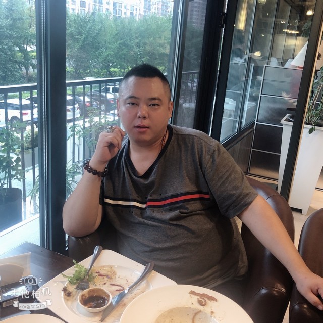 134390 饼哥