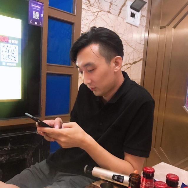 135610 Mr.Bobo