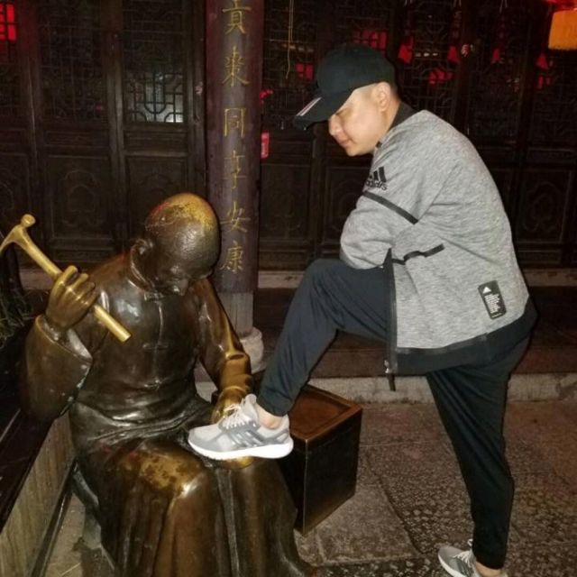 135695  现实、戏太多 