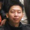 1361327 在窗前