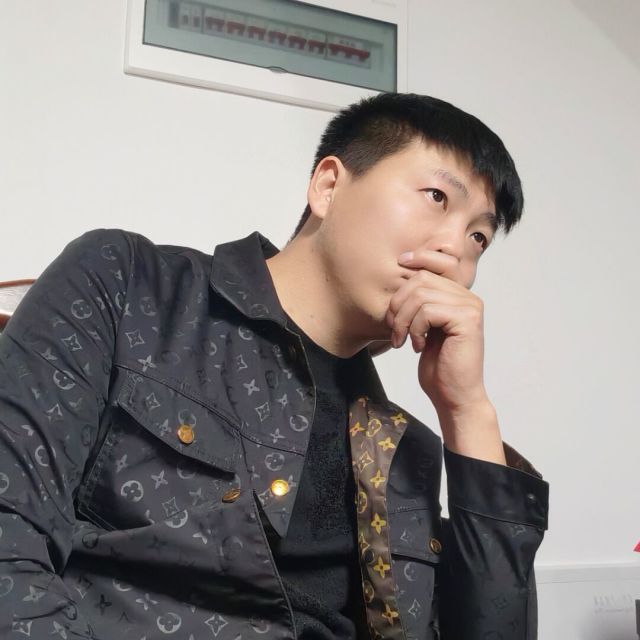 1372328 扯淡的青春