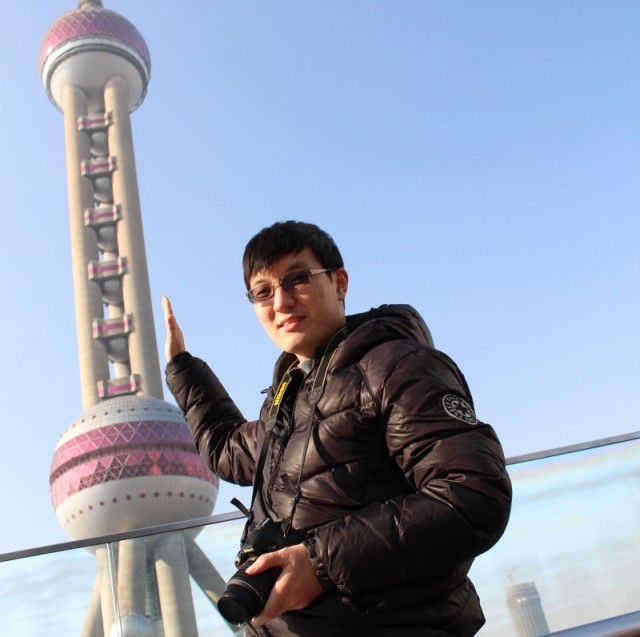 1373195 FRANK ZHANG 