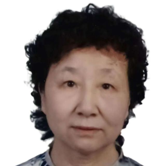 1383962 田兰