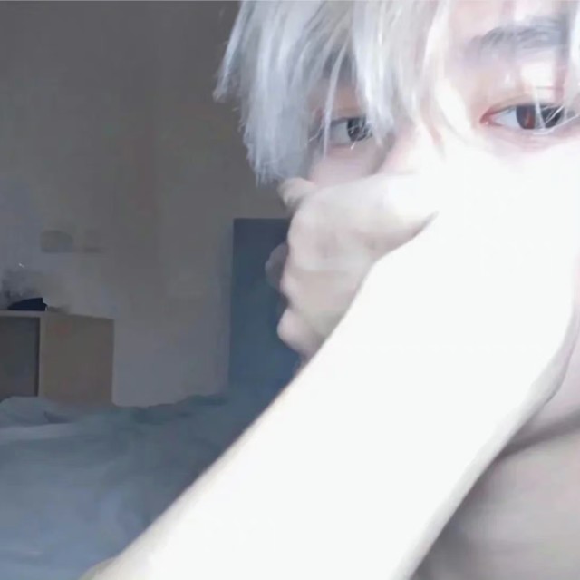 1394082 忆昔。