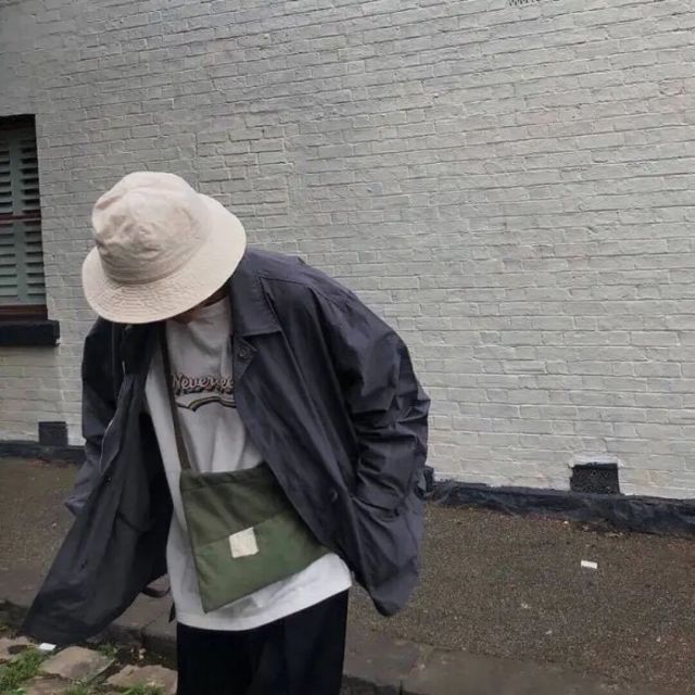 146994 眼花缭乱。