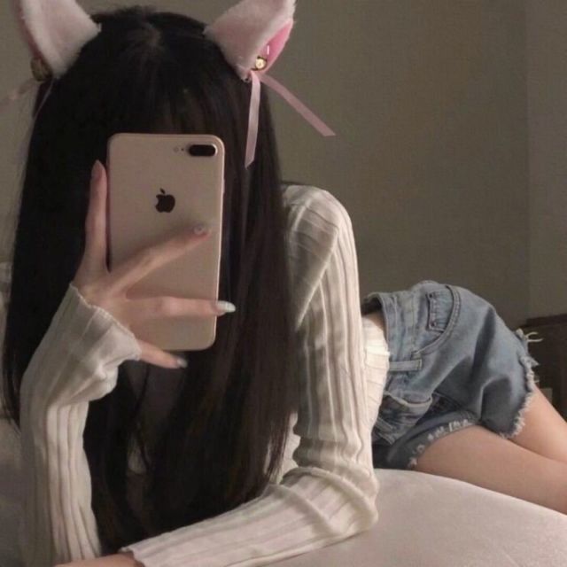 1512115 眨眼