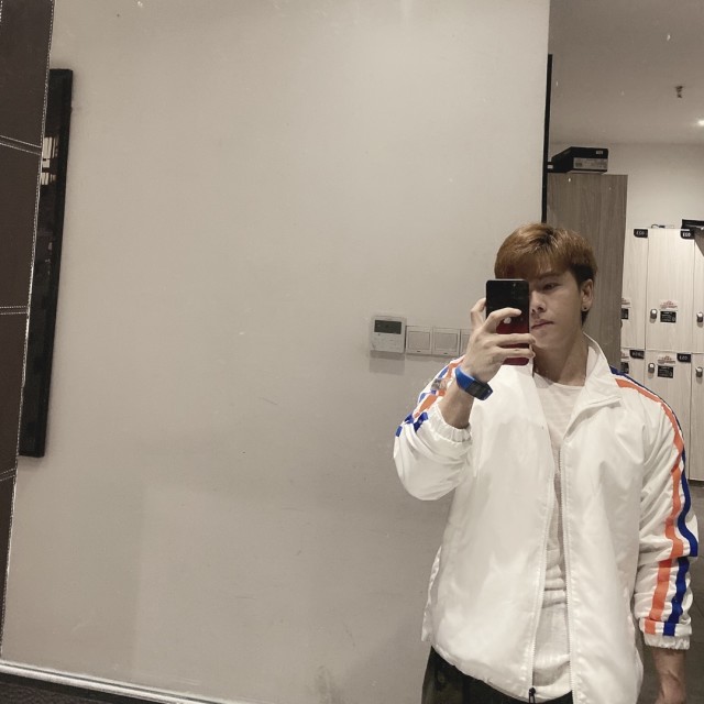1515283 麦先生