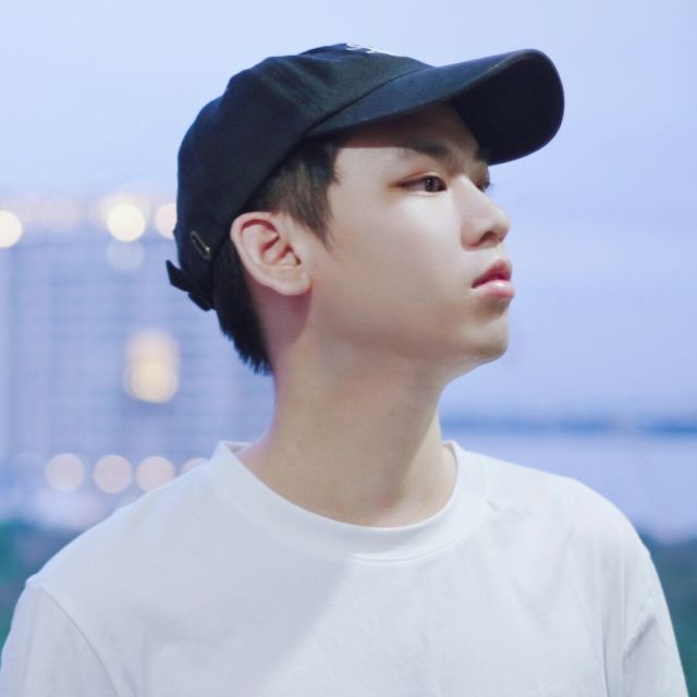 1520383 JayJay