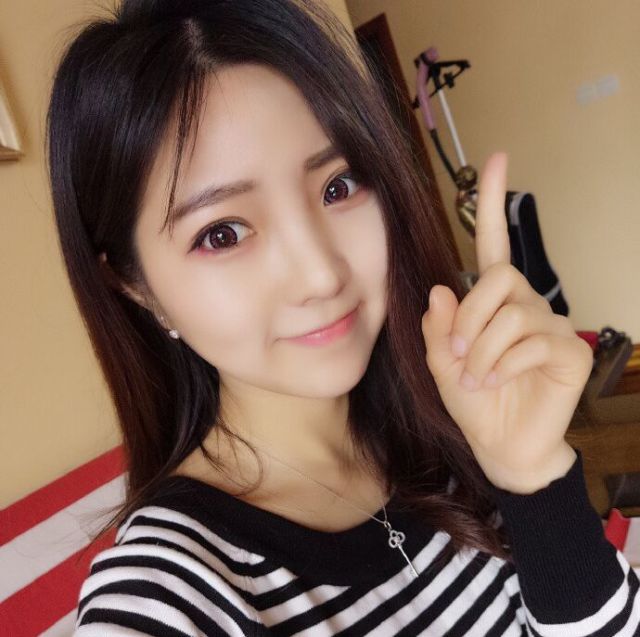 1529598 张紫欣