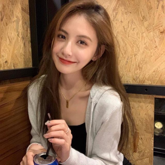 1537053 人生若只如初见 。