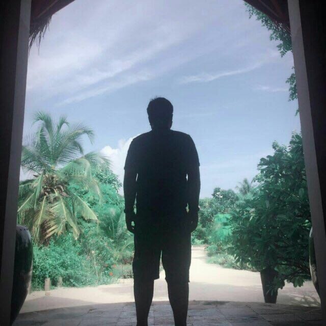 1537723 忘了时间的钟