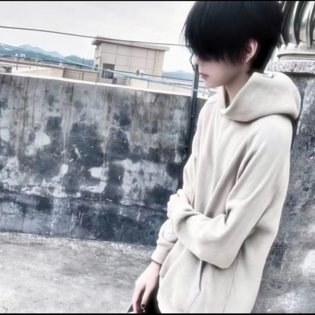 1539502 眼红红