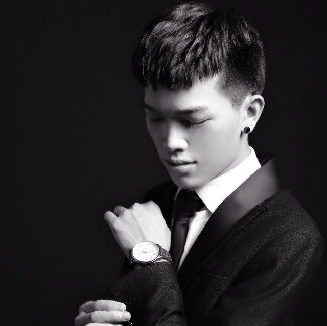 1540114 Time