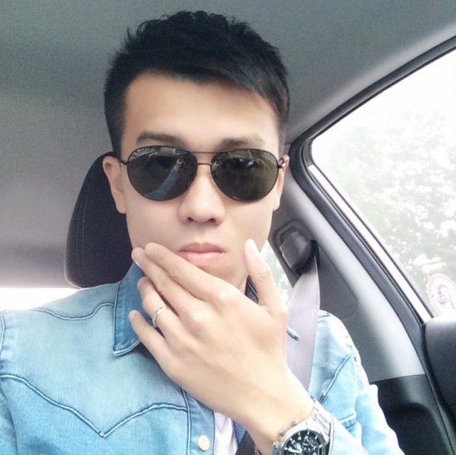 1540451 Mr.翁
