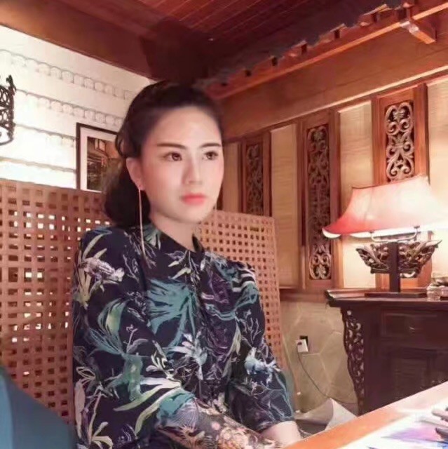 1543996 冰蓝眼泪璐