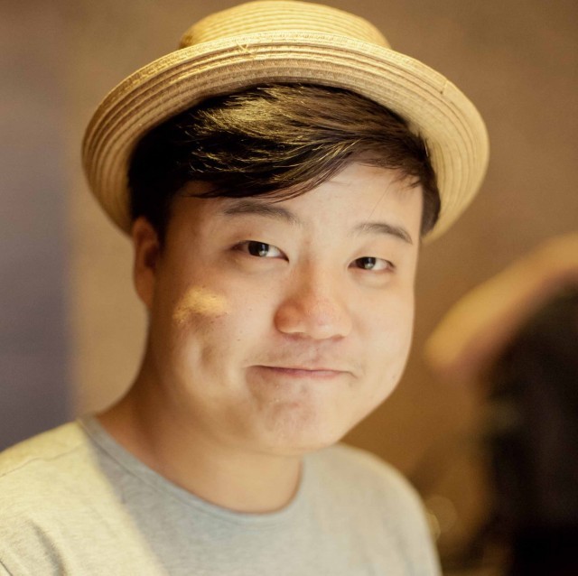 1547888 Mr.Lee