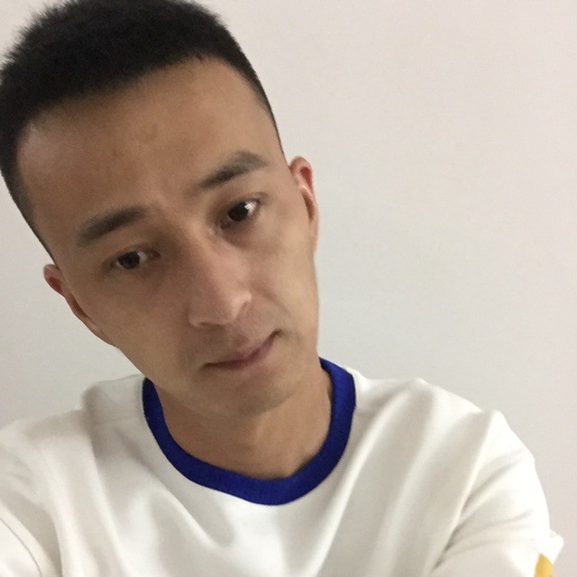 1550701 一个人走.