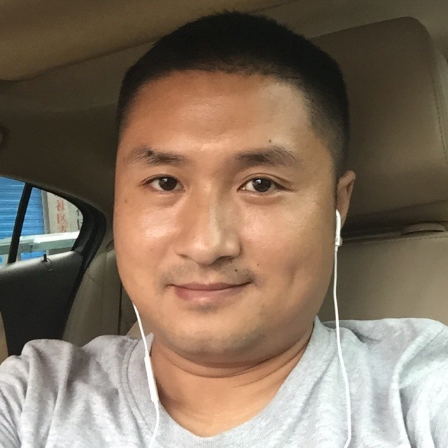 1556824 裸奔的蚂蚁