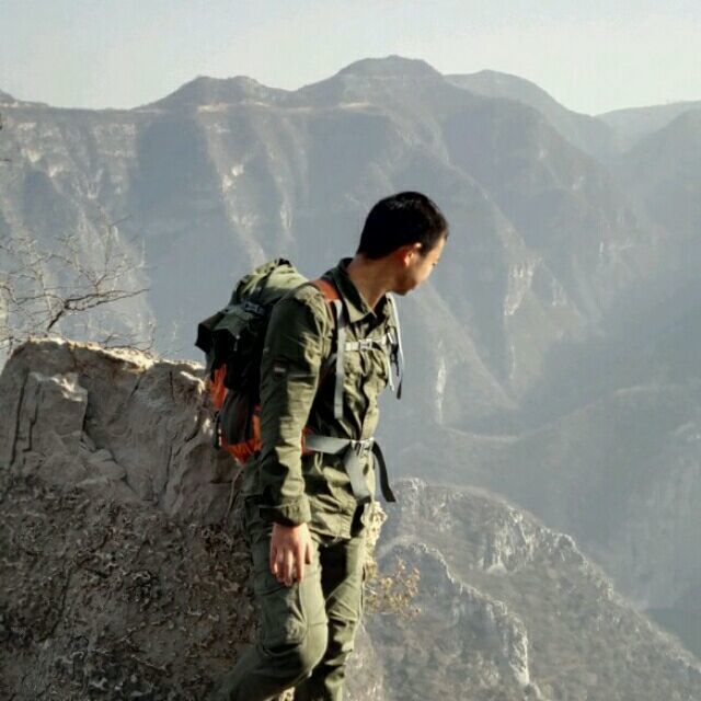 1558118 冰山