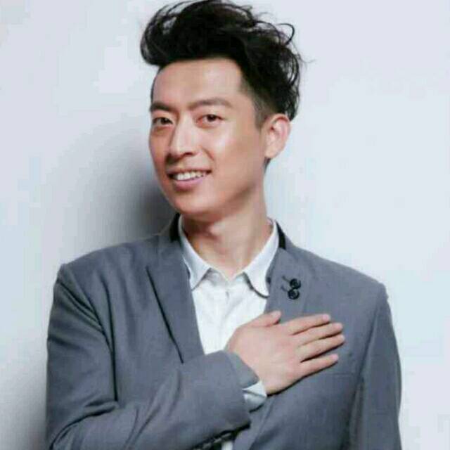 1558125 大吉大利，今晚吃鸡。