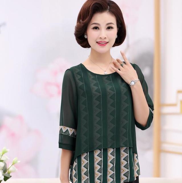 1559851 慧妈服饰八达1区1329