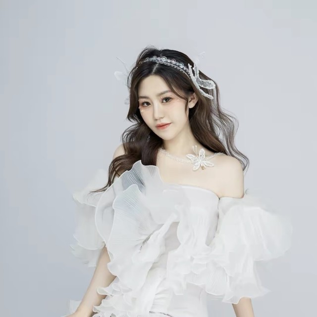 1564452 小霜