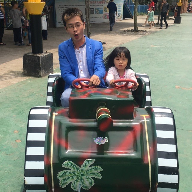 1573616 君莫笑：
