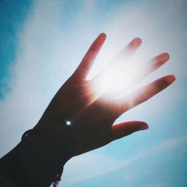 1579618 ☀️