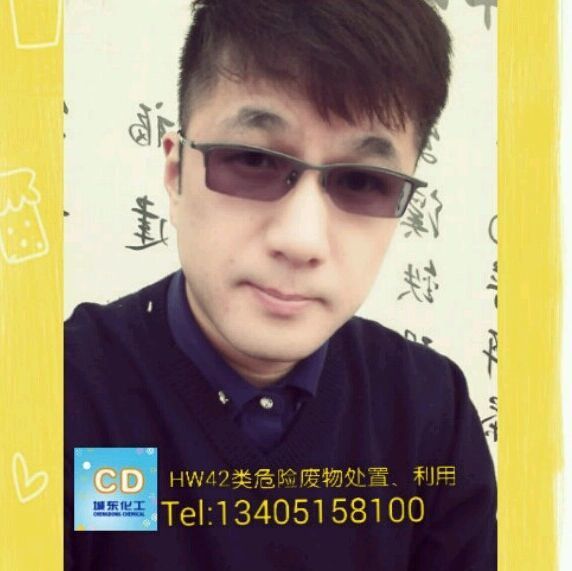 1581009 先生