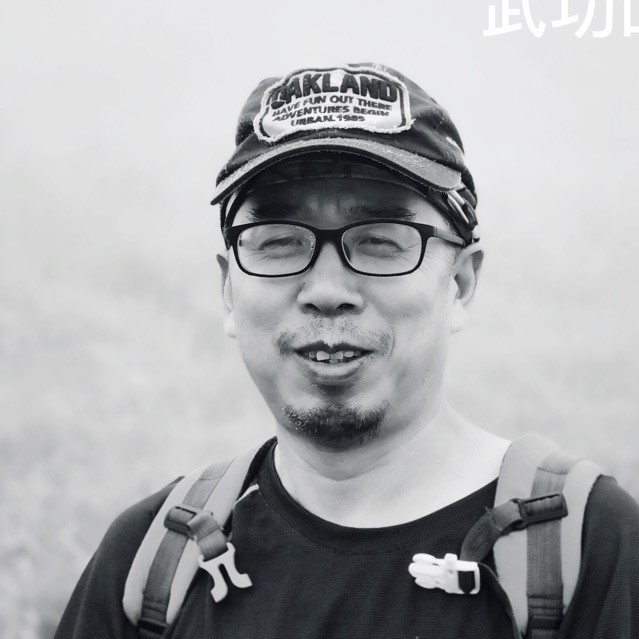 1582244 暮雨