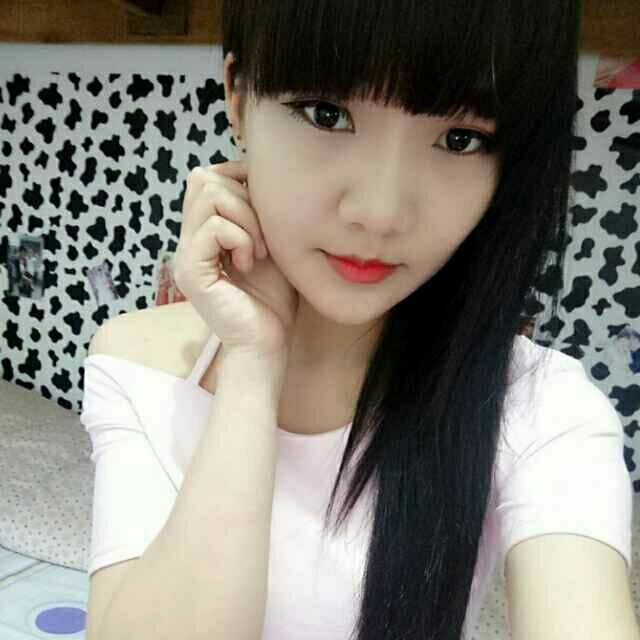 1582731 隔壁学姐
