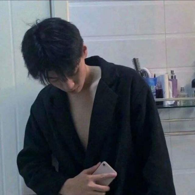 1586426 钻石般的璀璨浪漫