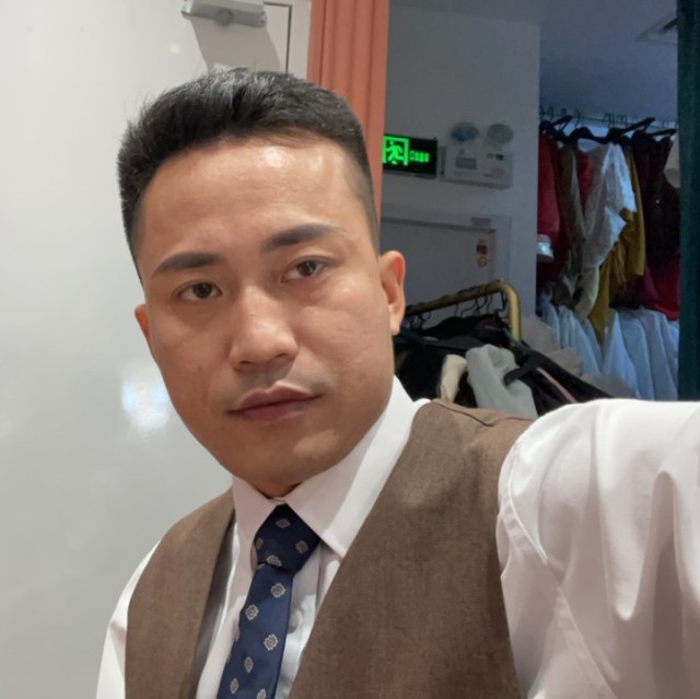 1588126 好男子