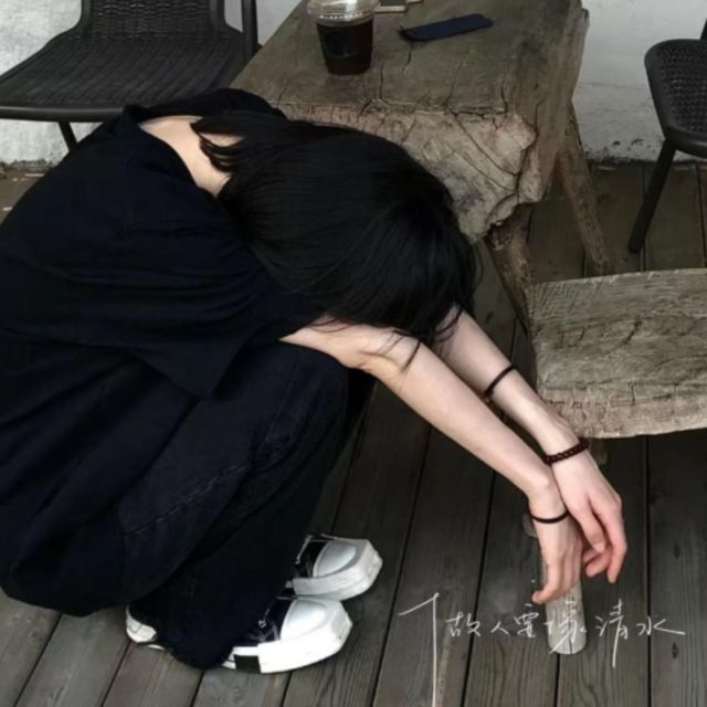 1589380 这个人