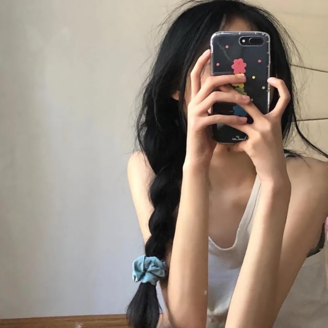 1605584 1605584