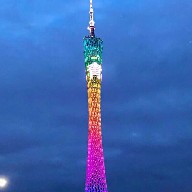 1731992 月明