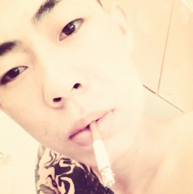 1732122 赌注一笑