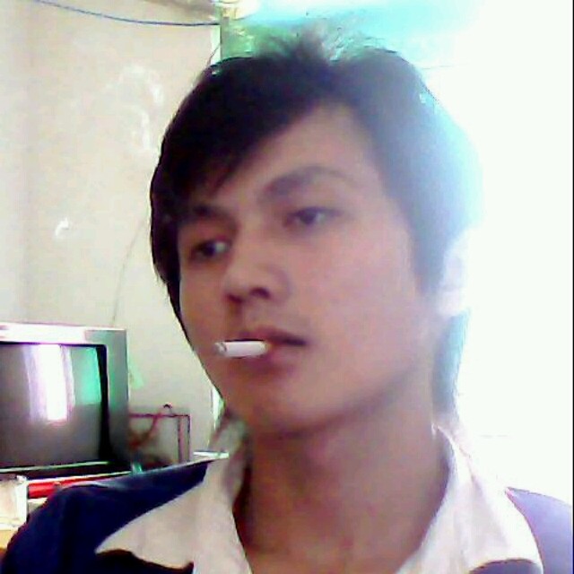 1784854 嘿，刚才那个姑娘对我笑