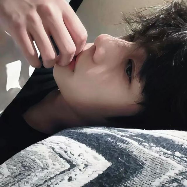 1809728451 A 深情
