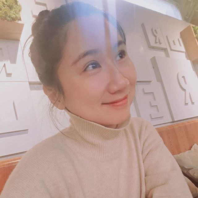 1856281 Pumii