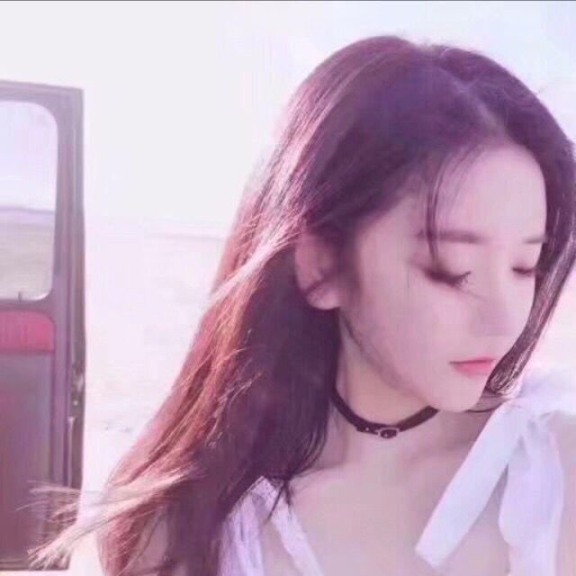 1861298 