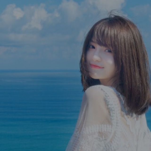 1865402 摇曳的风筝