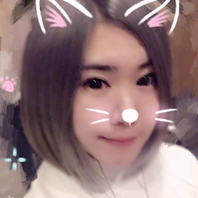 1882786 夜深亼靜