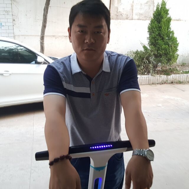 1885617 爱情的谎言