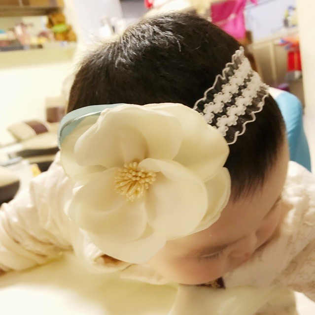 1887086 _、Lily